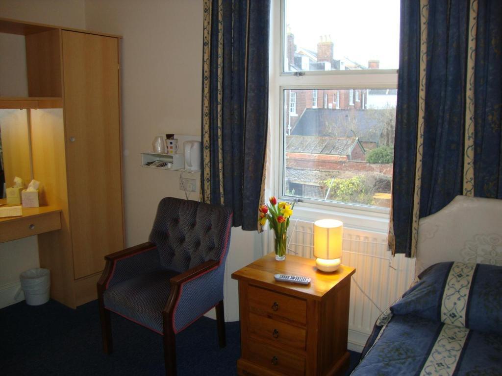 Clock Tower Hotel Exeter Quarto foto